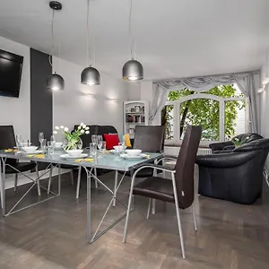 https://apartamenty-sun-snow-zielone-powile.warsawhotelspoland.com